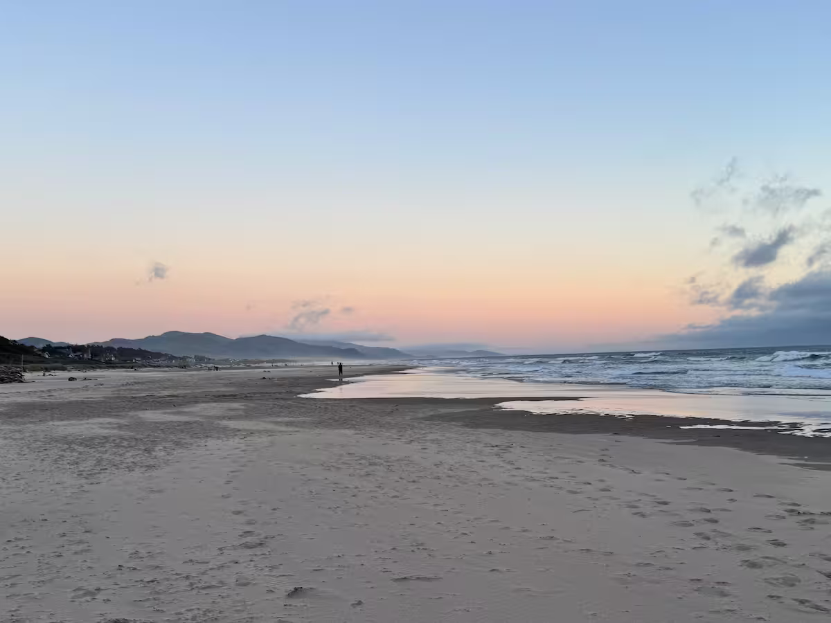 Sun going down at the Oregon coast